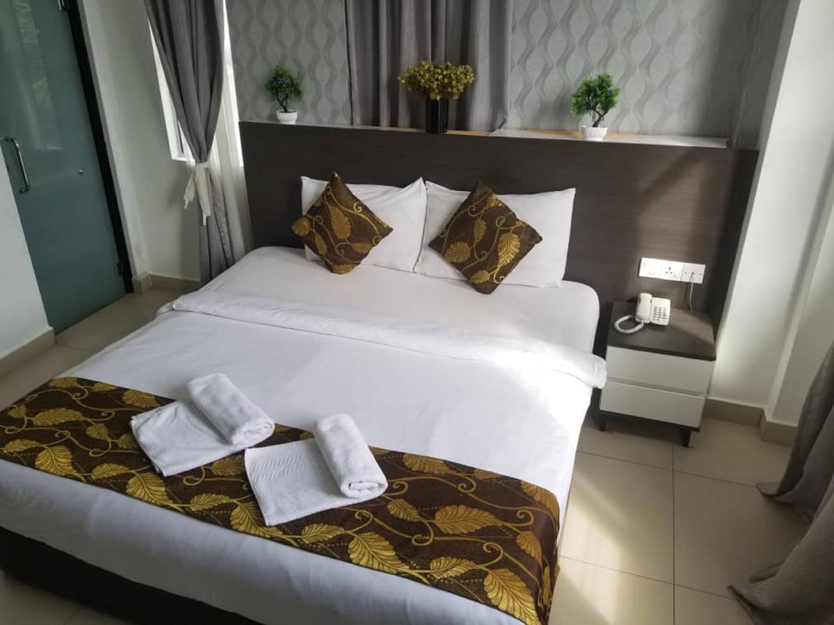 D'Metro Hotel Shah Alam Buitenkant foto
