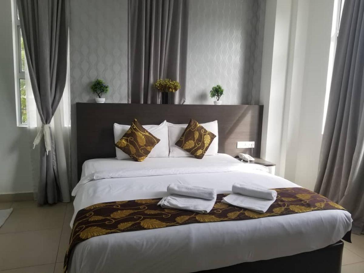 D'Metro Hotel Shah Alam Buitenkant foto