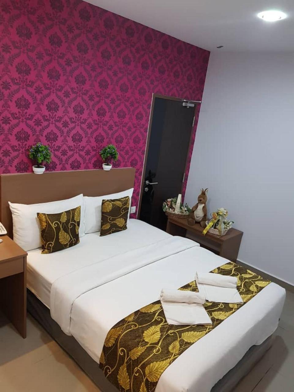 D'Metro Hotel Shah Alam Buitenkant foto